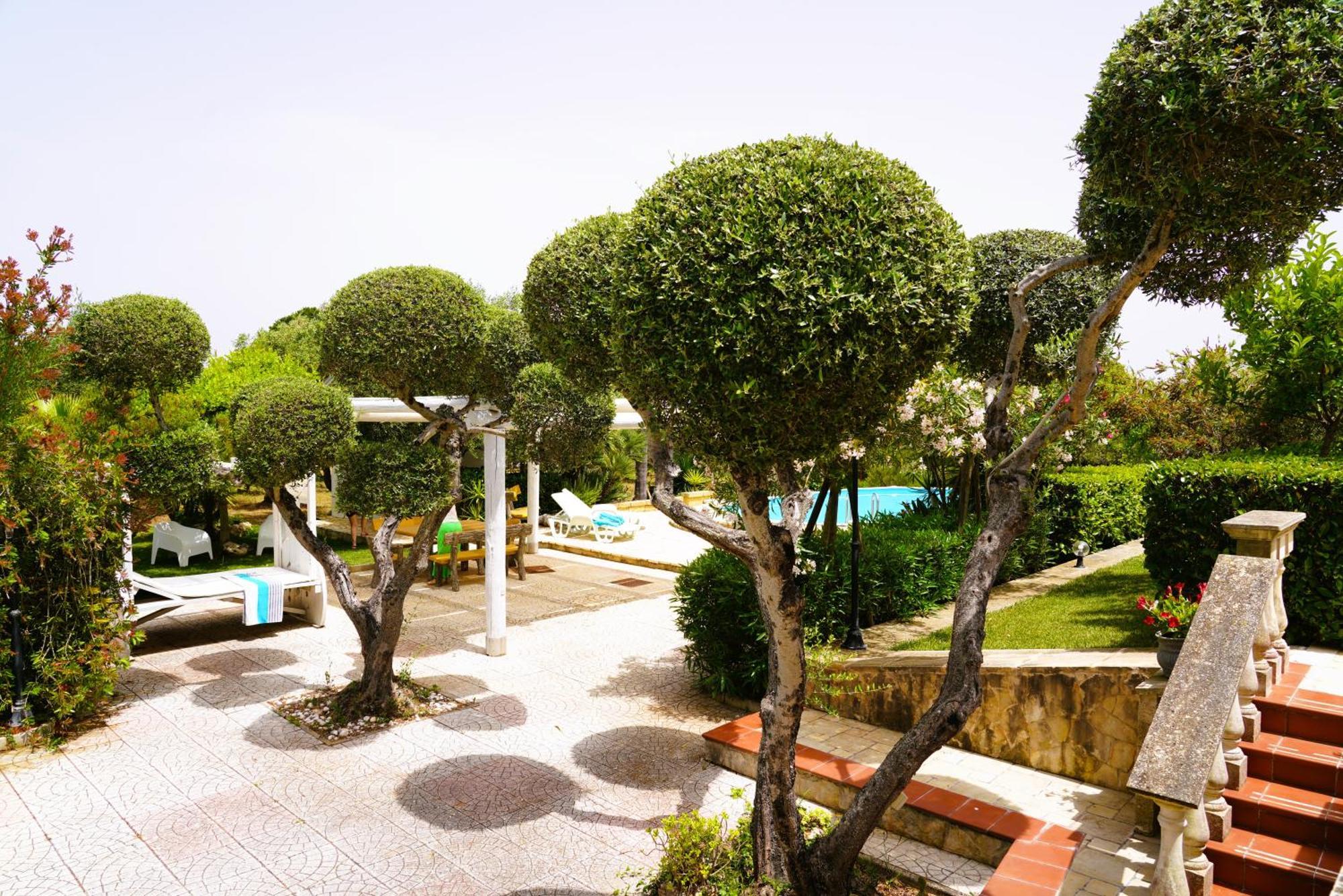 Villa Chanel Bellissima Villa Con Piscina Immersa Nella Valle D'Itria Ostuni Exterior photo